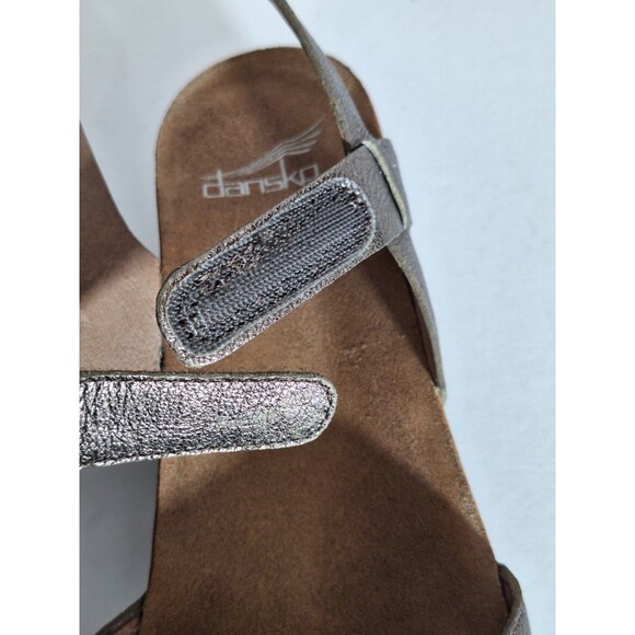 Dansko Vera Sandals Sz 39 US 9 Metallic Pewter Peep Toe Adjustable Strap Casual - Picture 13 of 14